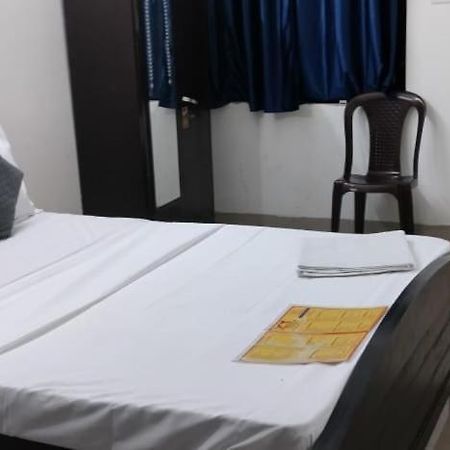 Hotel Explorer Calangute Esterno foto